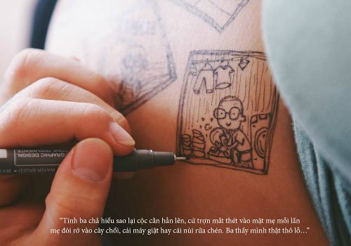 Ông bố kể truyện bằng tranh vẽ trên bụng bầu của vợ (p1)