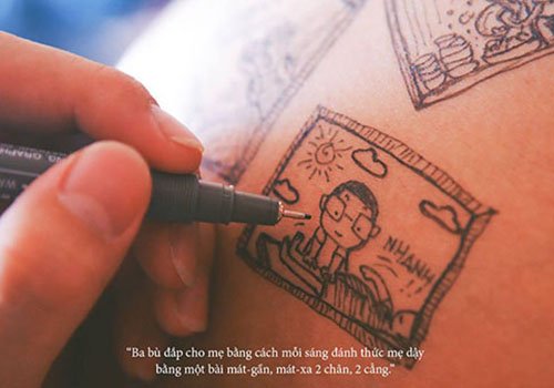 Ông bố kể truyện bằng tranh vẽ trên bụng bầu của vợ (p1)