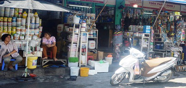 Chợ 'thần chết' giữa Sài Gòn