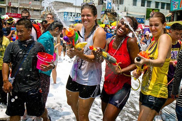 Songkran - Tết té nước mừng năm mới của Thái Lan