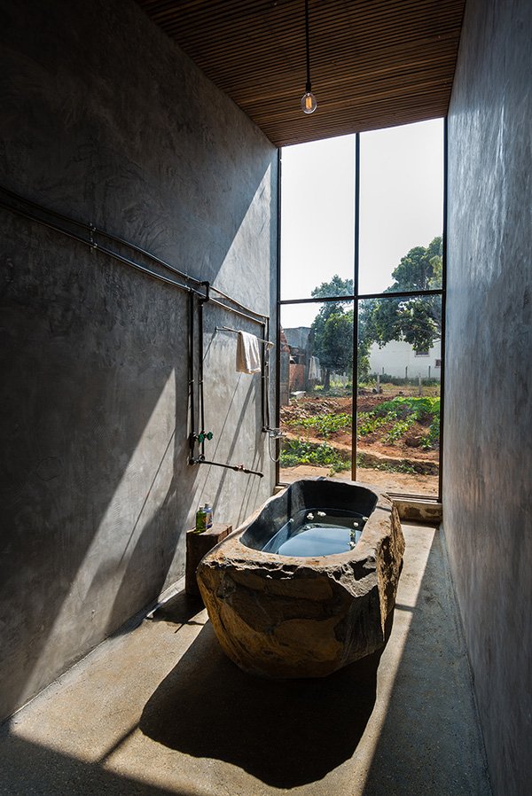 Cuộc lột xác ngoạn mục của ngôi nhà bỏ hoang 20 năm ở Lâm Đồng khiến báo Tây khen nức nở