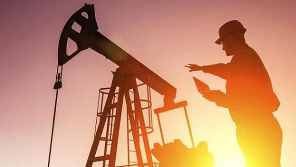 Giá dầu thấp khiến ngành dầu mỏ Mỹ lao đao