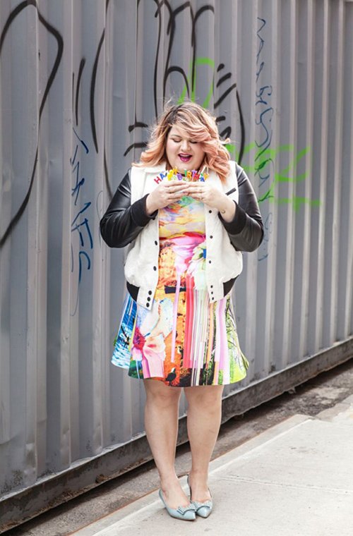 Gợi ý chọn màu sắc, họa tiết trang phục phù hợp cho nàng mũm mĩm