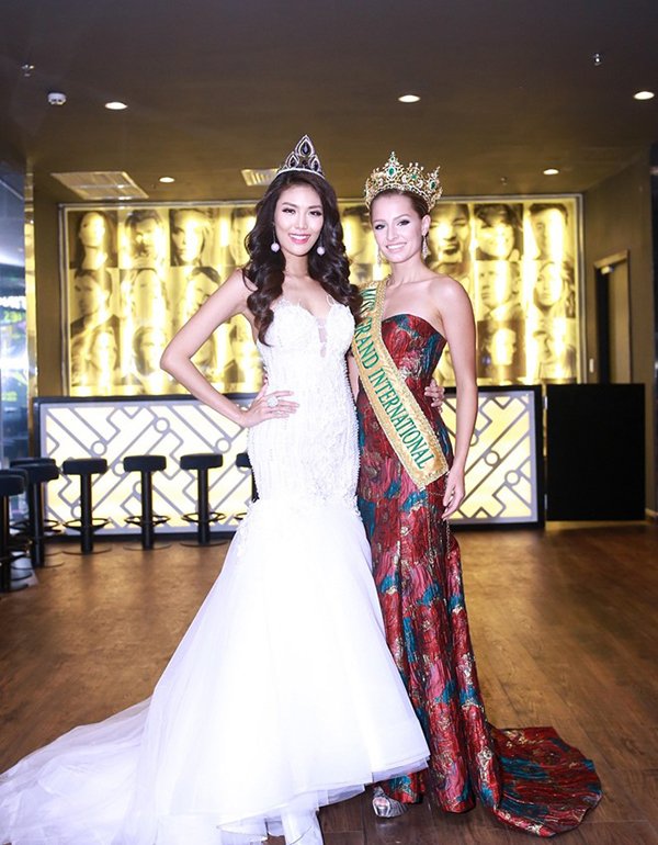 Lan Khuê được mời dự thi Hoa hậu Hòa bình Quốc tế 2016