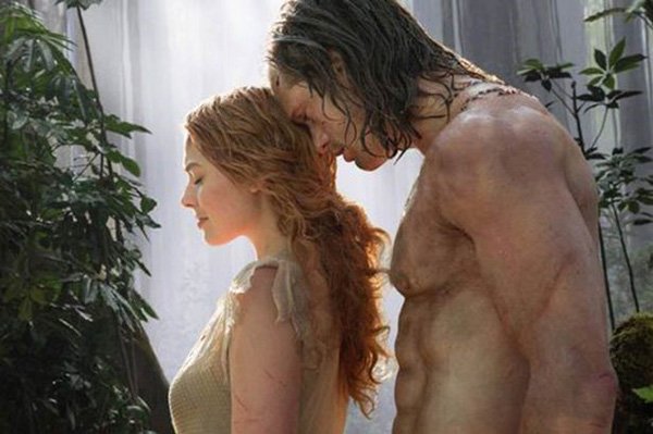 Mỹ nhân ‘Tarzan’ khiến bạn diễn bị thương khi quay cảnh nóng