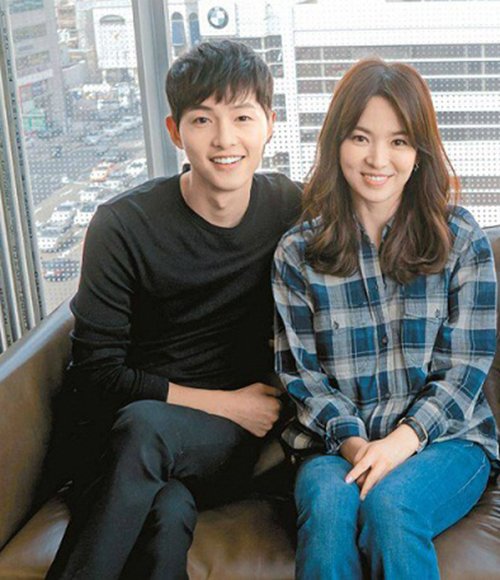 Mỹ nhân 'Hậu duệ mặt trời' gợi ý cách biến tấu sơ mi