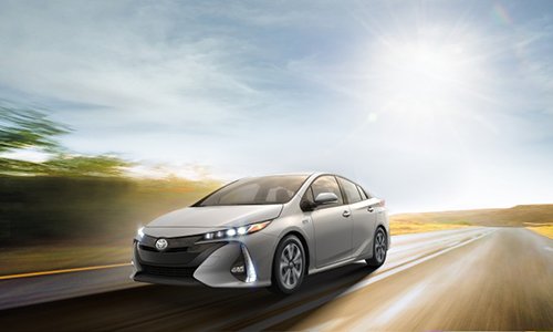 Choáng với Toyota Prius Prime 2017 “ăn” xăng ít hơn cả xe máy số