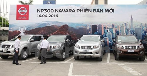 Nissan NP300 Navara EL “chào hàng” Việt với giá 649 triệu đồng