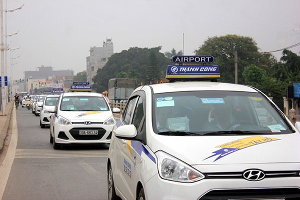 Thêm VPGD Tây Hồ, Thành Công Taxi đang dần chiếm lĩnh thị trường taxi thủ đô