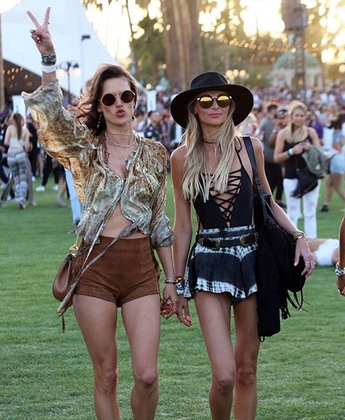 Mê mẩn ngắm style lễ hội sexy khó cưỡng tại Coachella 2016