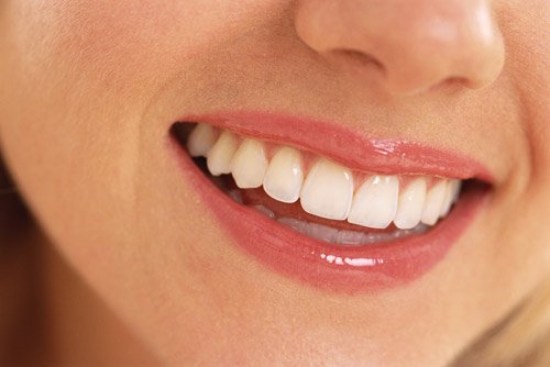 4 dấu hiệu ở răng, miệng cảnh báo bệnh nguy hiểm