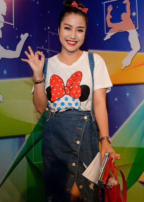 Những màn "cưa sừng làm nghé" đình đám của người đẹp Việt