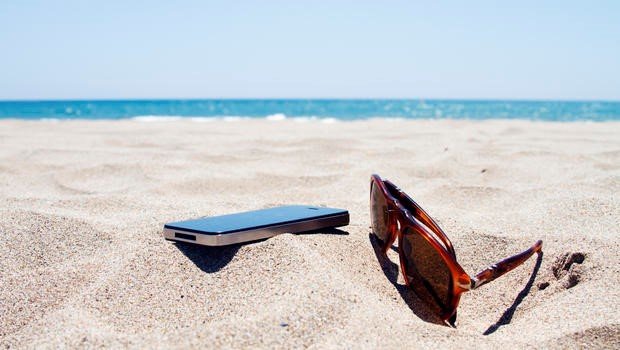 7 cách để smartphone không bị nóng trong mùa hè