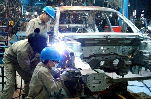 Hãng Toyota nối lại sản xuất tại tất cả cơ sở lắp ráp trong nước