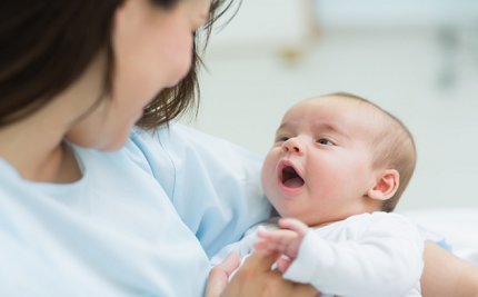 Tổng hợp những cách chăm sóc trẻ sơ sinh sai lầm nhiều mẹ mắc
