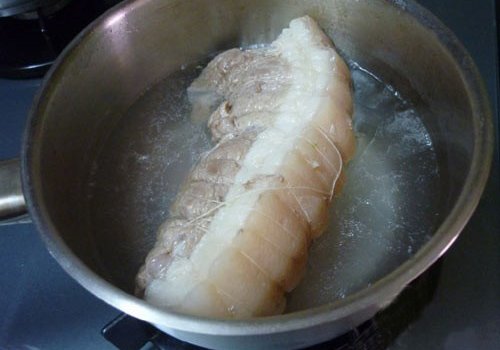 10 sai lầm khi nấu thịt khiến bạn rước bệnh vào người
