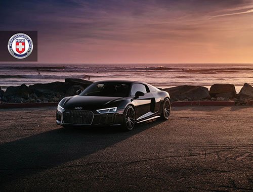 Ngắm Audi R8 đẹp đến nao lòng trong ánh chiều tà