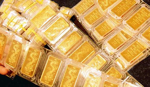 Giá vàng tiếp tục giằng co