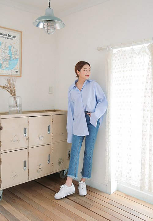 Mẹo phối sơ mi oversize cá tính cho nàng công sở