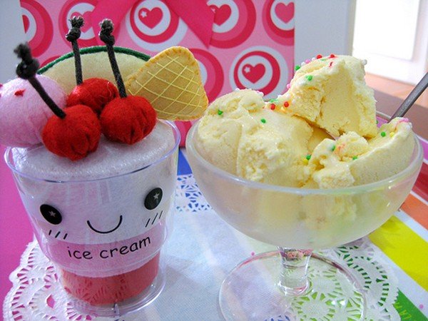 Những nguy cơ đe dọa sức khỏe khi ăn kem mùa hè
