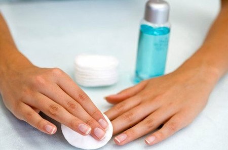 5 cách tẩy móng tay sạch sẽ không cần aceton