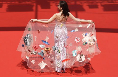 Những bộ cánh đẹp nhất tại Liên hoan phim Cannes 2016