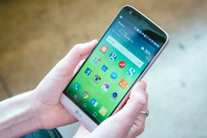 9 smartphone Android "đáng đồng tiền bát gạo" nhất hiện tại