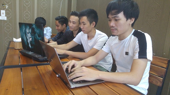 Nhóm 9X làm ROM thuần Việt cho máy Android