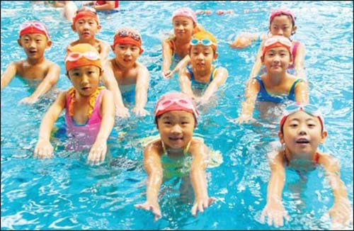 Ưu tiên giảng dạy bơi lội cho học sinh từ năm học 2016 – 2017