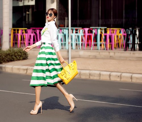 Hương Giang Idol sexy với váy áo hot trend