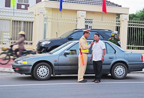 Từ 1/8 tới, các mức phạt của nhiều lỗi vi phạm giao thông sẽ tăng mạnh