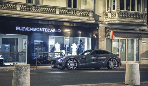 Siêu xe Mercedes AMG GTS đẹp hút hồn tại Monaco