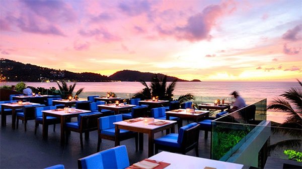 8 quán bar nổi tiếng 'view đẹp, cực chất' ở Phuket