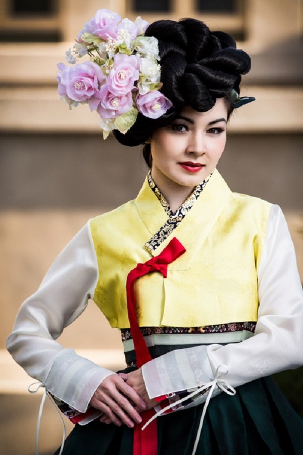 Váy cưới Hanbok - nét đẹp của thời trang Hàn Quốc