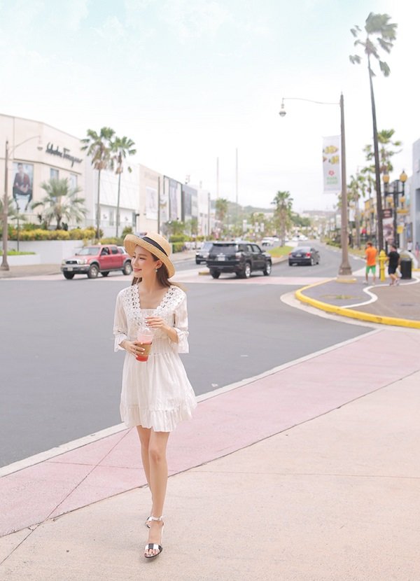 Lựa chọn váy trắng cho cô nàng tuổi teen giúp xua tan nắng hè