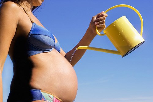 5 lưu ý đối với bà bầu giúp bảo vệ thai nhi ngày hè