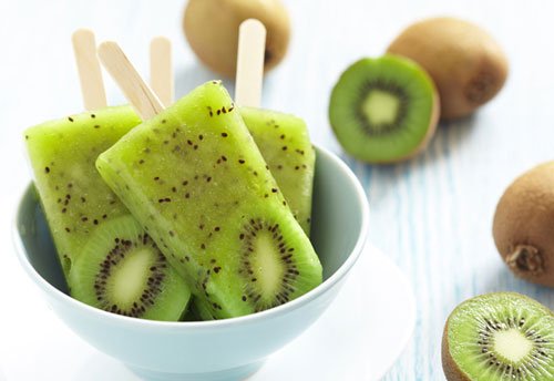 Tự làm kem kiwi đẹp mắt, ngon mát giải nhiệt ngày hè