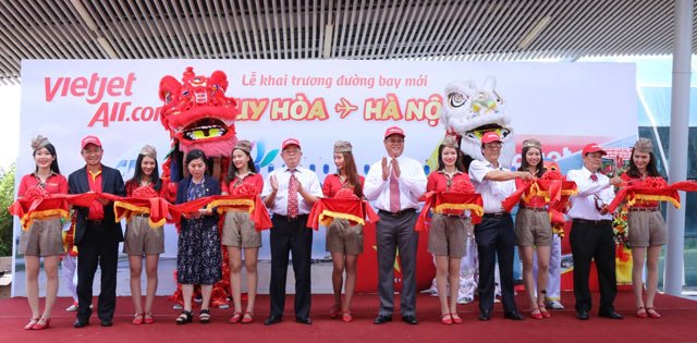 Vietjet tưng bừng khai trương đường bay từ Hà Nội đến Tuy Hòa