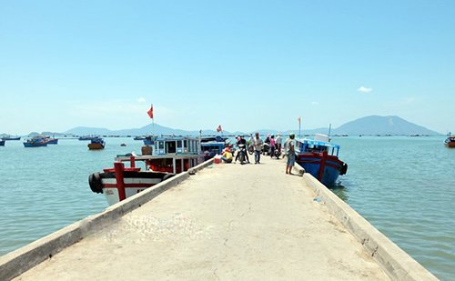 "Phát sốt" với đường trên biển cực kỳ độc đáo ở đảo Điệp Sơn