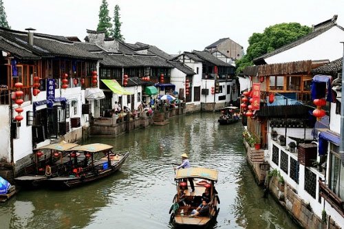 Ngỡ ngàng những cổ trấn đẹp như tranh vẽ ở Trung Quốc
