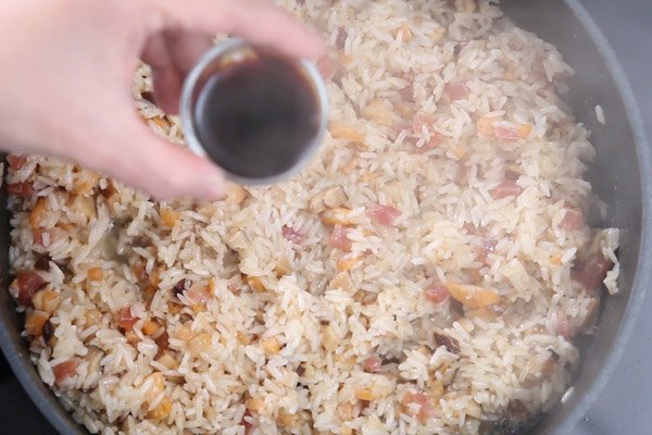 Thơm ngọt khó cưỡng xôi tôm lá sen cho bữa sáng