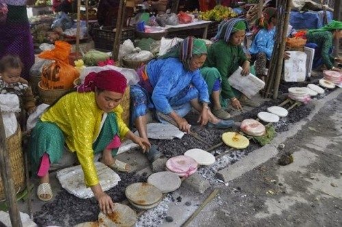 Bánh tam giác mạch – hương vị núi rừng Hà Giang