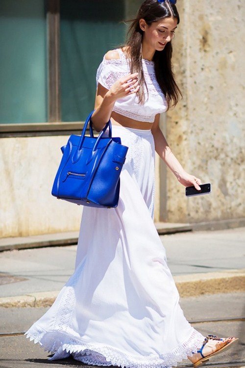 Cách mặc áo trễ vai khiến bạn trở thành tâm điểm