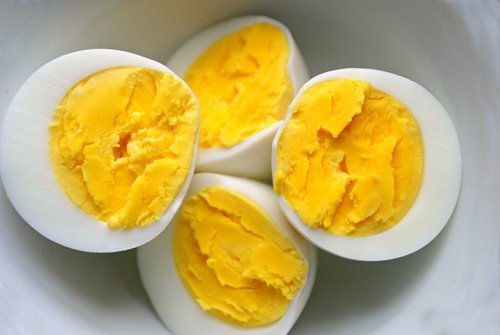 Chế biến và sử dụng sai cách khiến trứng gà dễ biến thành độc tố