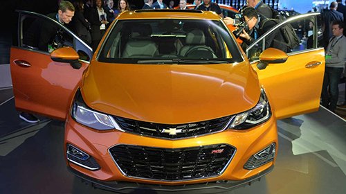 Chevrolet Cruze Hatchback 2017 sắp lên kệ, giá phải chăng