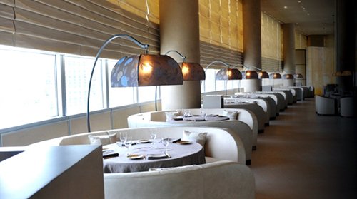 "Điểm mặt" nhà hàng sang chảnh cho giới nhà giàu ở Dubai