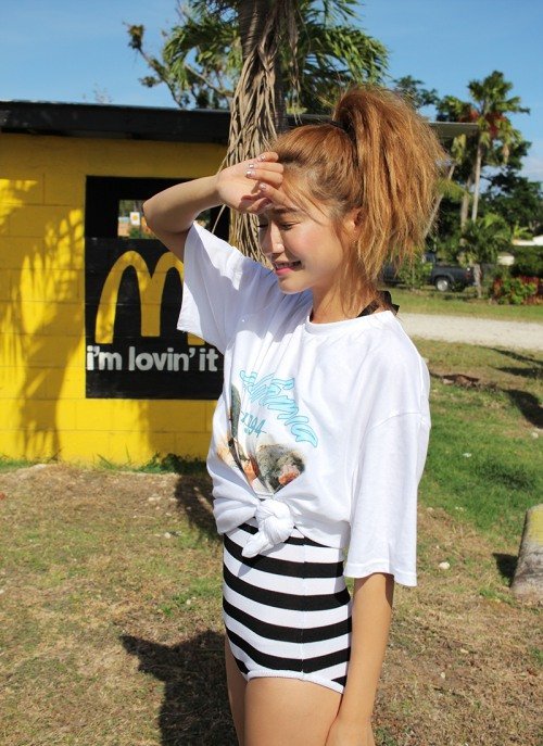 Áo bơi và nguyên tắc "xấu đâu che đó"!