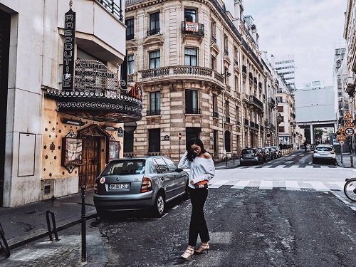 Hoa hậu Kỳ Duyên diện đồ sành điệu đi du lịch