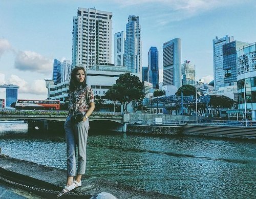 Hoa hậu Kỳ Duyên diện đồ sành điệu đi du lịch