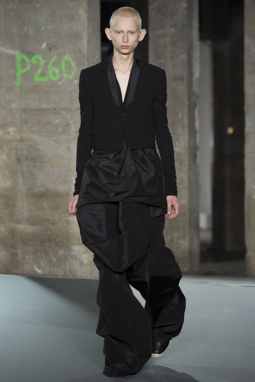 Rick Owen lăng xê quần ống rộng cho nam